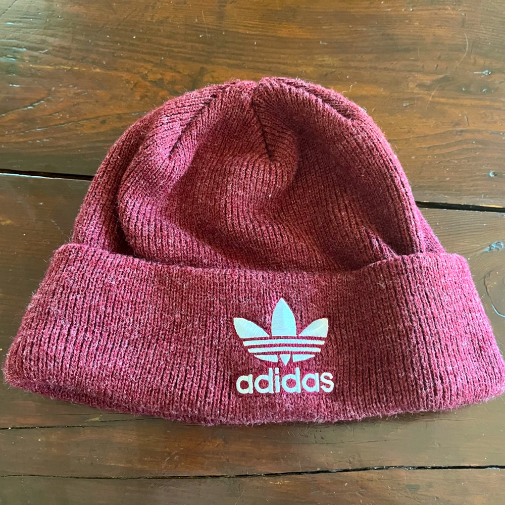 Adidas burgundy beanie. Gently worn.
